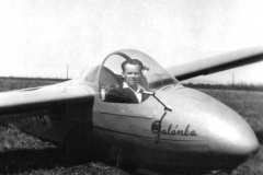 Jar. Hamala ve větroni Z-124 Galánka